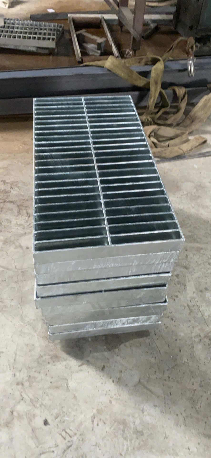 Kiểm Soát Tải Trọng Khi Lắp Đặt Grating – Những Chỉ Số Cần Quan Tâm