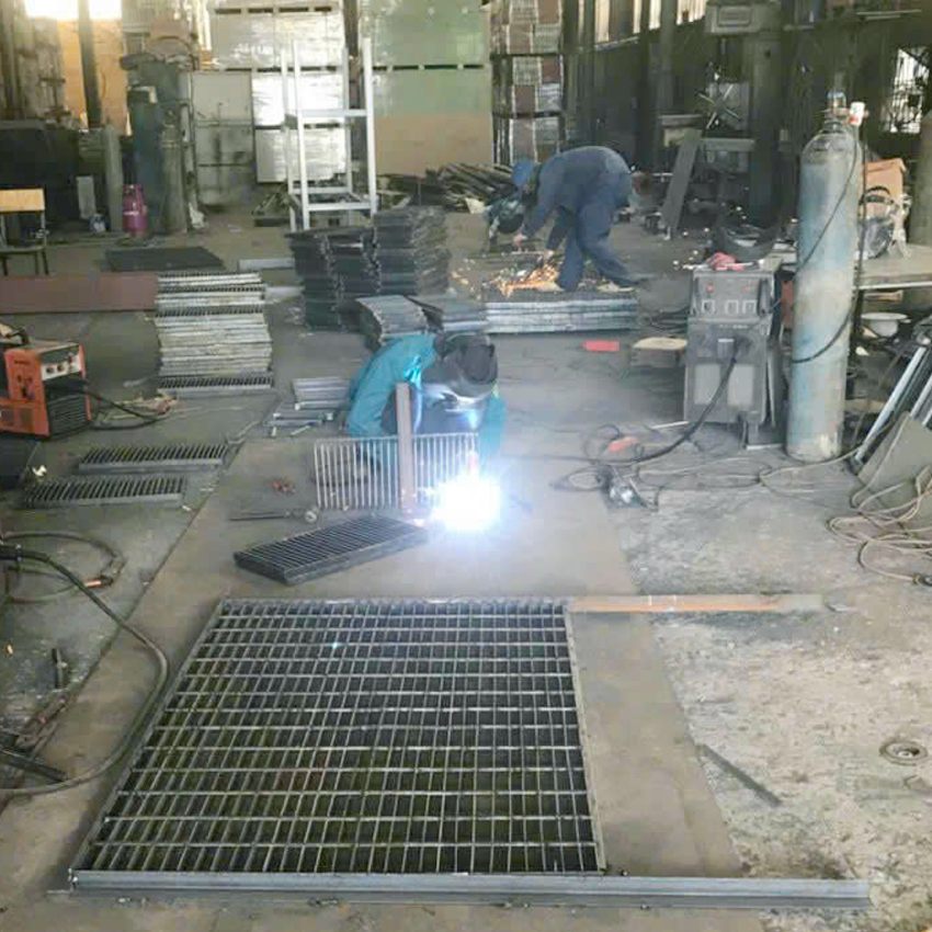 QUY TRÌNH SẢN XUẤT GRATING MẠ KẼM NHÚNG NÓNG TẠI ABBS GRATING